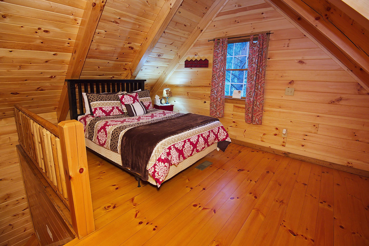Fallen Leaf Cabin - Hocking Hills Ohio Rental Cabin